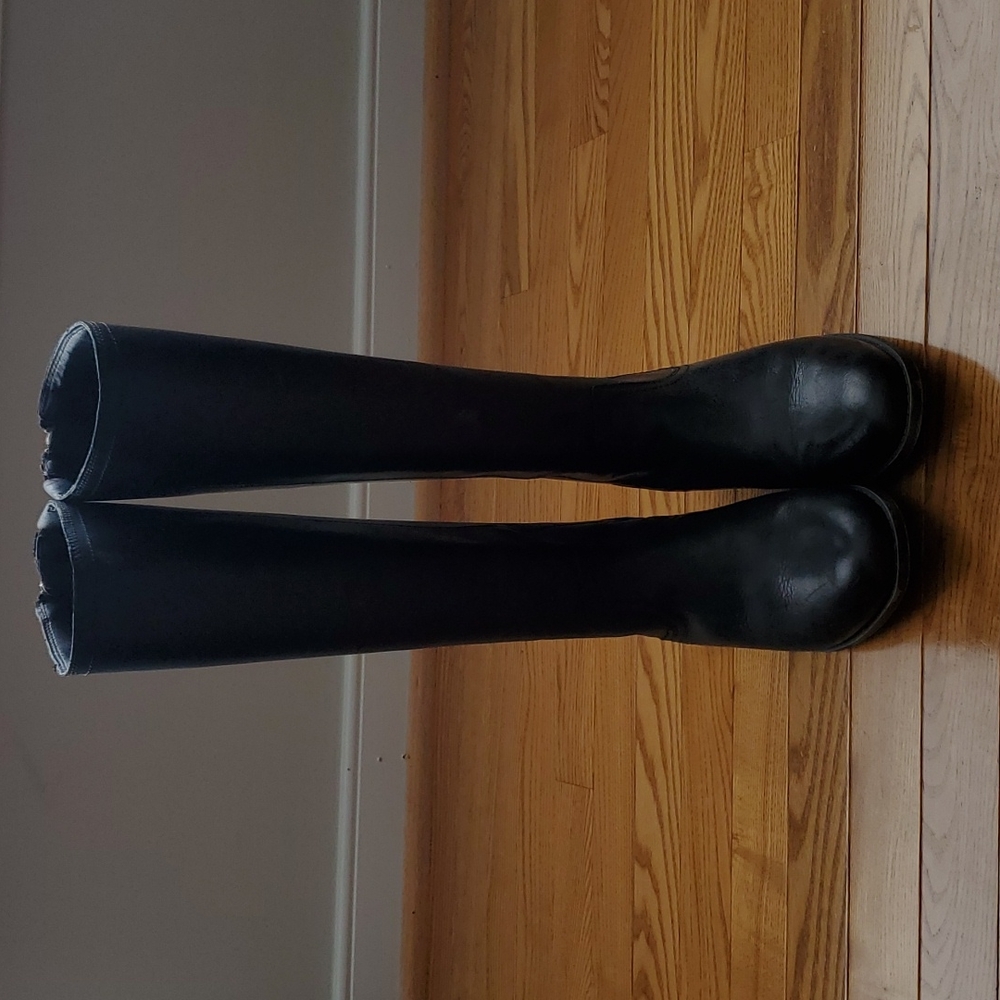 Frye and Company Jolie Back Zip Boots